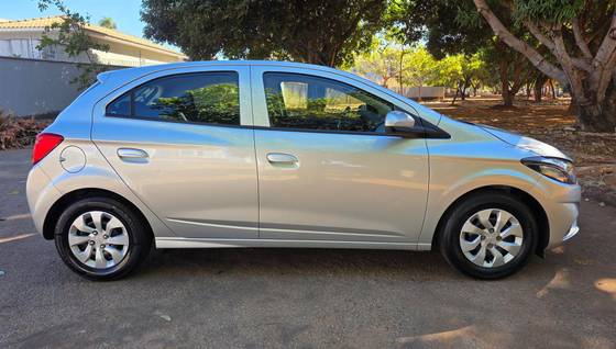 CHEVROLET ONIX 1.0 MPFI LT 8V FLEX 4P MANUAL